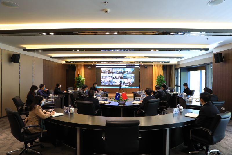 中国37000cm威尼斯召开疫情防控向导小组第十一次专题会暨公司中层治理干部聚会